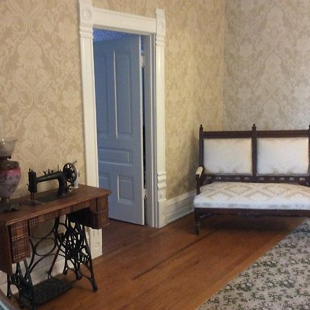 Grand Avenue Bed And Breakfast 카시지 외부 사진