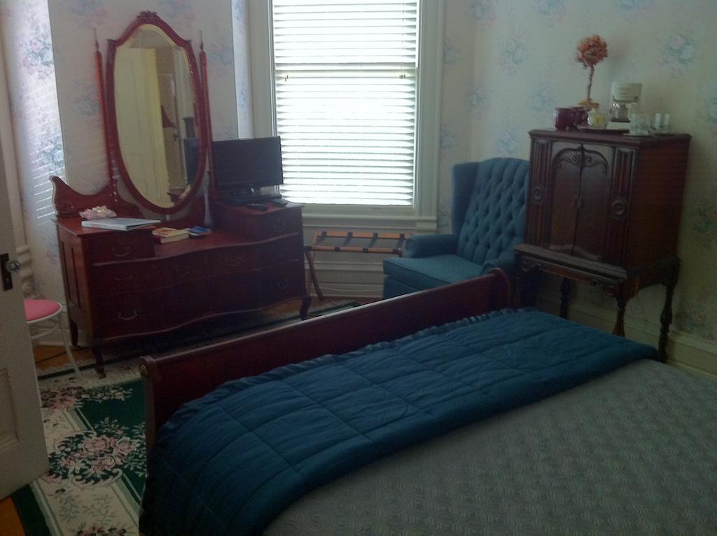 Grand Avenue Bed And Breakfast 카시지 객실 사진
