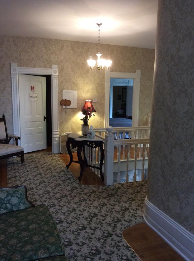 Grand Avenue Bed And Breakfast 카시지 외부 사진