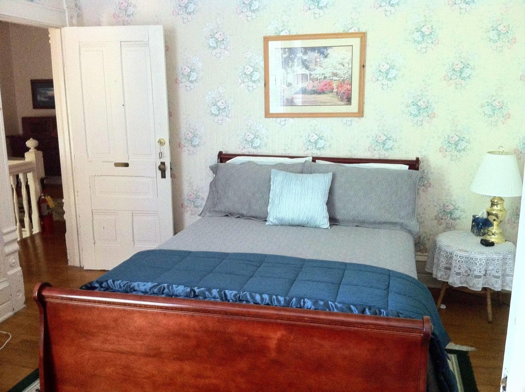 Grand Avenue Bed And Breakfast 카시지 외부 사진